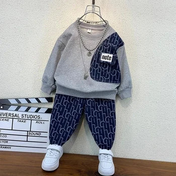 Комплект свитеров для мальчиков 2023, Весенне-осенний Новый модный детский повседневный топ и брюки, комплект из двух предметов, детская одежда